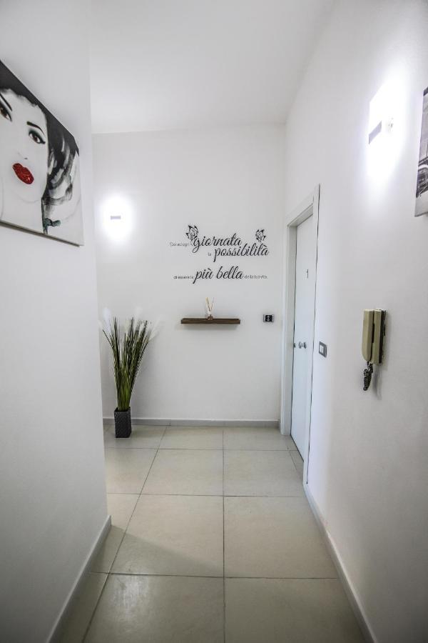 Piano Monaco Apartment Carini Buitenkant foto